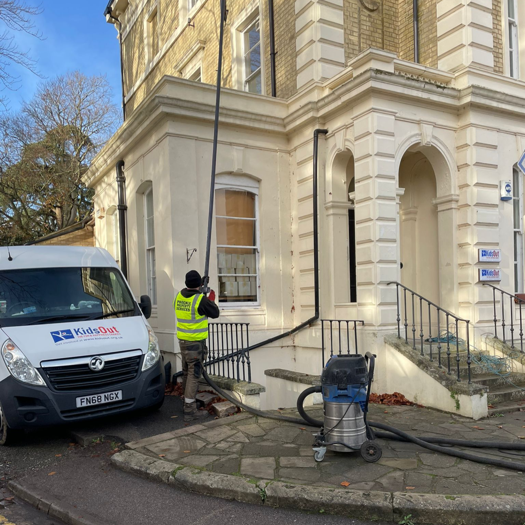 Gutter clearance